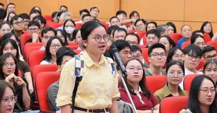 Vì sao Bộ Giáo dục không công nhận bác sĩ nội trú tương đương thạc sĩ?
