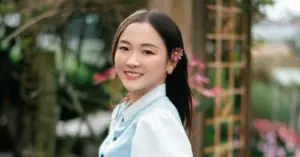 Cô giáo dạy toán 10 năm giành từng học trò vùng cao khỏi hủ tục tảo hôn