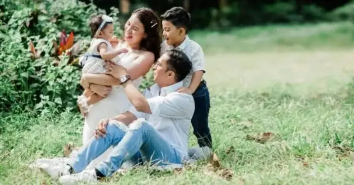 Nhiều bậc phụ huynh cả đời vắt kiệt sức mình vì tương lai con trẻ, để rồi quên mất lời răn dạy của tiền nhân: "Con cháu có phúc phần của con cháu".