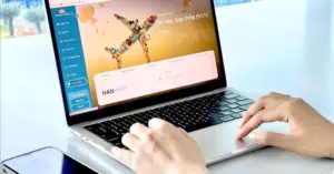 Vé máy bay Tết: Đừng để mất tiền vì bẫy vé rẻ trên mạng