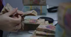 Thu nhập nhân viên ngân hàng
