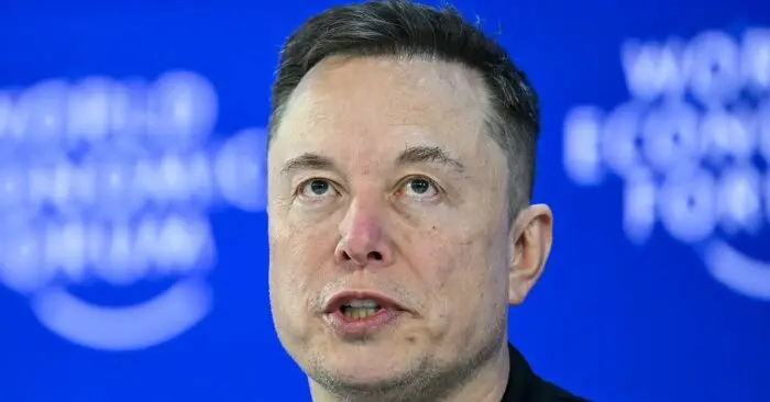 Elon Musk và câu chuyện tiền bạc không đổi được niềm vui