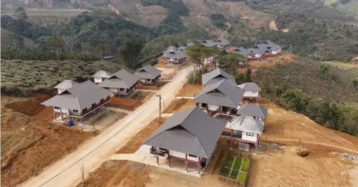 Làng Nủ