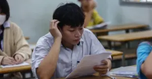 Học phí đại học 2026: Ngành Y tăng mạnh, thí sinh lo lắng
