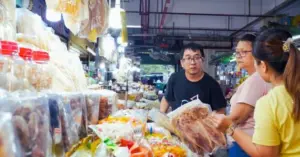 Kê khai tài khoản kinh doanh: "Siết" quản lý túi tiền hộ tiểu thương