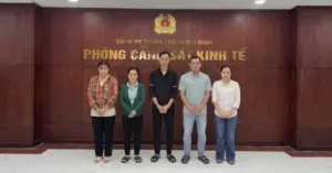 Triet - pha - đuong - day - my - pham gia