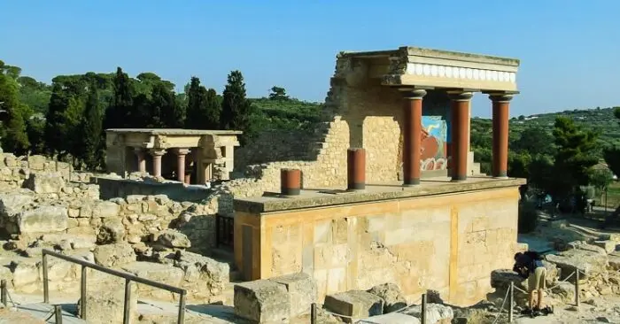 nen-van-minh-minoan