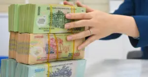 Truy tố cựu cán bộ