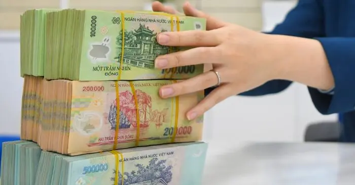 Truy tố cựu cán bộ
