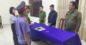 Cháy xe ở cây xăng