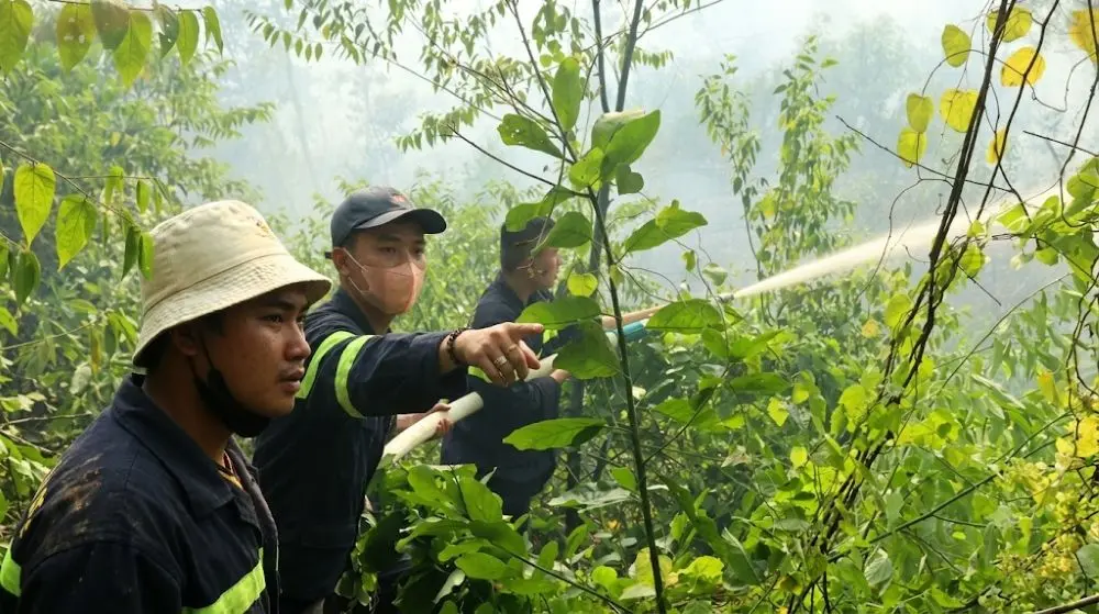 Cập nhật dự báo thời tiết hôm nay 23/6: Cảnh báo khu vực miền Trung đón đợt nắng nóng đặc biệt gay gắt, có nơi nhiệt độ tăng cao vượt ngưỡng 40 độ C.