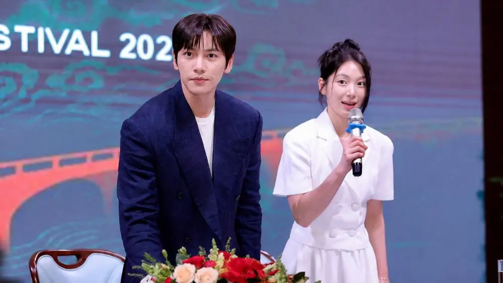 Ji Chang Wook chia sẻ điều quan trọng nhất ở tuổi U40 trong buổi giao lưu tại DANAFF, hé lộ quan điểm sống và định hướng sự nghiệp