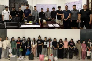 Hơn 32.000 người sập bẫy livestream "cắt đá tìm ngọc", đường dây lừa đảo xuyên quốc gia chiếm đoạt hơn 263 tỷ đồng.