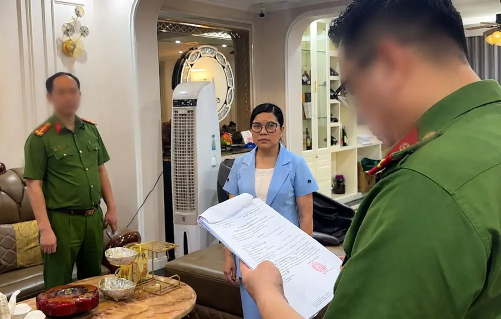 Nguyễn Thị Khuyên bị truy tố trong vụ Tập đoàn Tâm Lộc Phát, bị cáo buộc lừa đảo gần 1.380 tỷ đồng của 17.427 nhà đầu tư.
