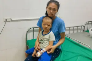Bé trai 3 tuổi ở Nghệ An mắc tim bẩm sinh và ung thư máu, hành trình điều trị gian nan khiến nhiều người xót xa.