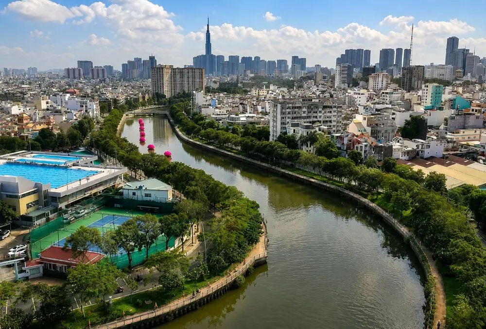 Kênh Nhiêu Lộc - Thị Nghè và hành trình 50 năm cải thiện môi trường TP.HCM, từ dòng kênh ô nhiễm đến không gian xanh đô thị.
