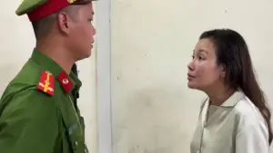Người phụ nữ chửi bới, hành hung cán bộ công an là ai? Thông tin về đối tượng liên quan vụ chống người thi hành công vụ gây chú ý.
