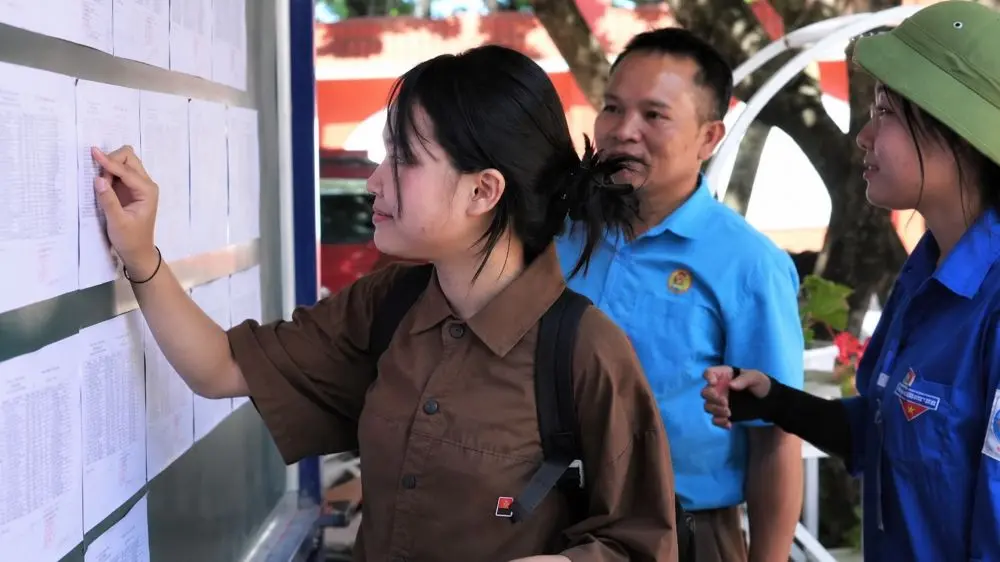 Nghệ An đề xuất tăng chỉ tiêu tuyển sinh lớp 10 tại nhiều trường THPT, góp phần giảm áp lực cho học sinh và phụ huynh.