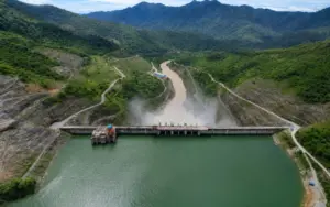 Nghệ An chỉ đạo tháo gỡ vướng mắc cho 3 dự án thủy điện Hủa Na, Bản Vẽ, Khe Bố, phấn đấu hoàn thành xử lý trong năm 2026.