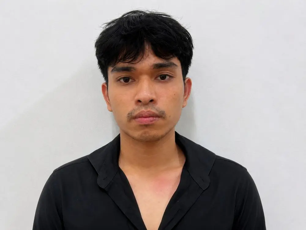 Thuê ô tô tạo vỏ bọc đại gia, nam thanh niên bị cáo buộc lừa người yêu và mẹ người yêu chiếm đoạt hơn 1,4 tỉ đồng. Xem chi tiết vụ việc.