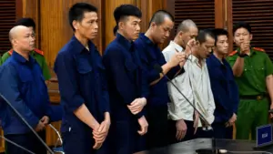 Lừa tìm việc làm, bán hai thiếu niên sang Campuchia: Hoàng Minh Đức cùng đồng phạm lĩnh án vì hành vi mua bán người.