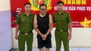 Bắt đối tượng cướp tiệm vàng tại xã Nội Bài sau gần 4 giờ gây án. Công an Hà Nội đang củng cố hồ sơ để xử lý theo quy định