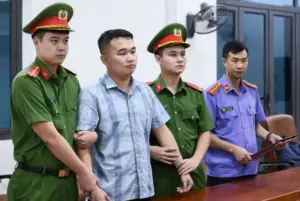 Giữ khẩn cấp giáo viên Trường THPT chuyên Tuyên Quang liên quan vụ hơn 140 điểm 10 môn Toán tốt nghiệp THPT. Xem diễn biến mới nhất.