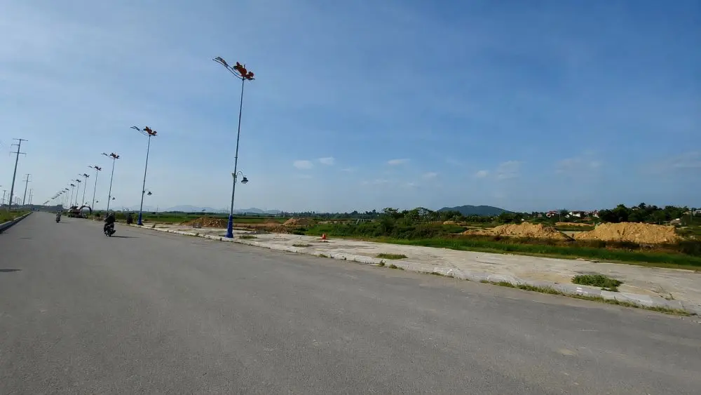Lô đất hơn 200m² tại một xã ở Nghệ An có giá khởi điểm gần 8,5 tỷ đồng, thu hút sự chú ý trước phiên đấu giá.