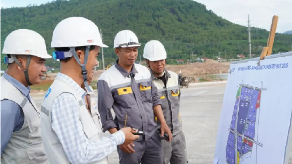 Đại công trường VSIP Nghệ An 2 tăng tốc thi công, góp phần thu hút vốn tỷ USD và tạo động lực tăng trưởng kinh tế hai con số cho Nghệ An.
