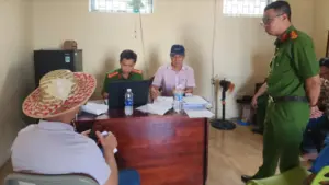Vụ lật ca nô ở Phú Quốc khiến 15 người tử vong, lực lượng chức năng khẩn trương điều tra vụ việc. Xem diễn biến mới nhất.