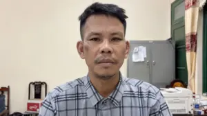 Bắt giữ đối tượng phóng hỏa đốt ô tô hàng xóm tại Phú Thọ sau khi gây án rồi bỏ trốn. Xem diễn biến vụ việc và kết quả điều tra mới nhất.