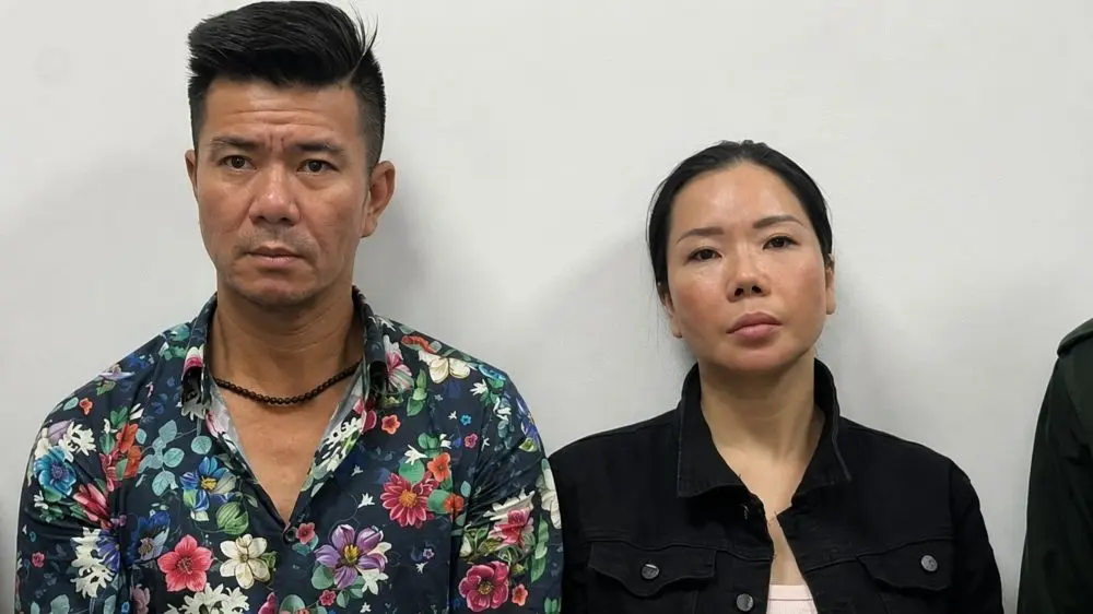 Lê Văn Đông và Nguyễn Thị Mai trong vụ bệnh nhân trốn khỏi Viện Pháp y tâm thần, mang ma túy vào Sầm Sơn sử dụng. Xem diễn biến vụ việc.