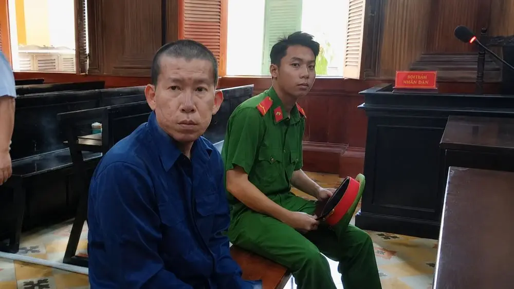 Vụ kháng cáo xin giảm án hiếp dâm, bị cáo bị tuyên thêm án giết người tại phiên phúc thẩm. Xem diễn biến vụ án.