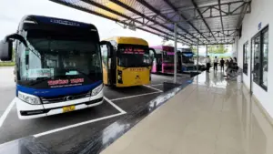 Giá nhiên liệu giảm nhưng nhiều doanh nghiệp vận tải hành khách ở Nghệ An vẫn chưa điều chỉnh giá cước. Tìm hiểu nguyên nhân.