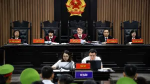 Đề xuất miễn trách nhiệm hình sự cho tội phạm kinh tế nếu khắc phục toàn bộ hậu quả trong 3 năm. Xem nội dung đáng chú ý.