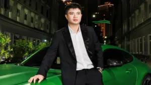 Diễn biến vụ án Mr Pips Phó Đức Nam hé lộ chi tiết cha bị can đưa 100.000 USD nhờ chạy án, thu hút sự quan tâm của dư luận.