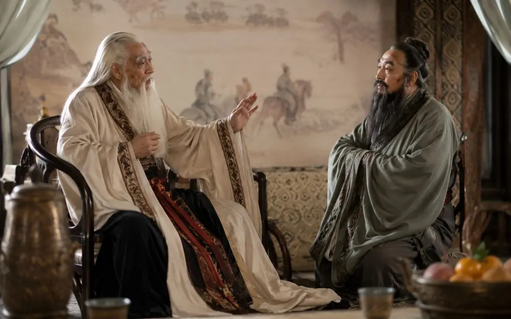 “Đàn ông sợ tháng Tám, đàn bà lo tháng Chạp” có ý nghĩa gì? Khám phá kinh nghiệm dân gian và bài học cuộc sống của người xưa.