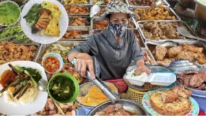 Vì sao gọi là "cơm bụi"? Tìm hiểu nguồn gốc tên gọi quen thuộc của quán cơm bình dân và ý nghĩa ít người biết đằng sau cách gọi này