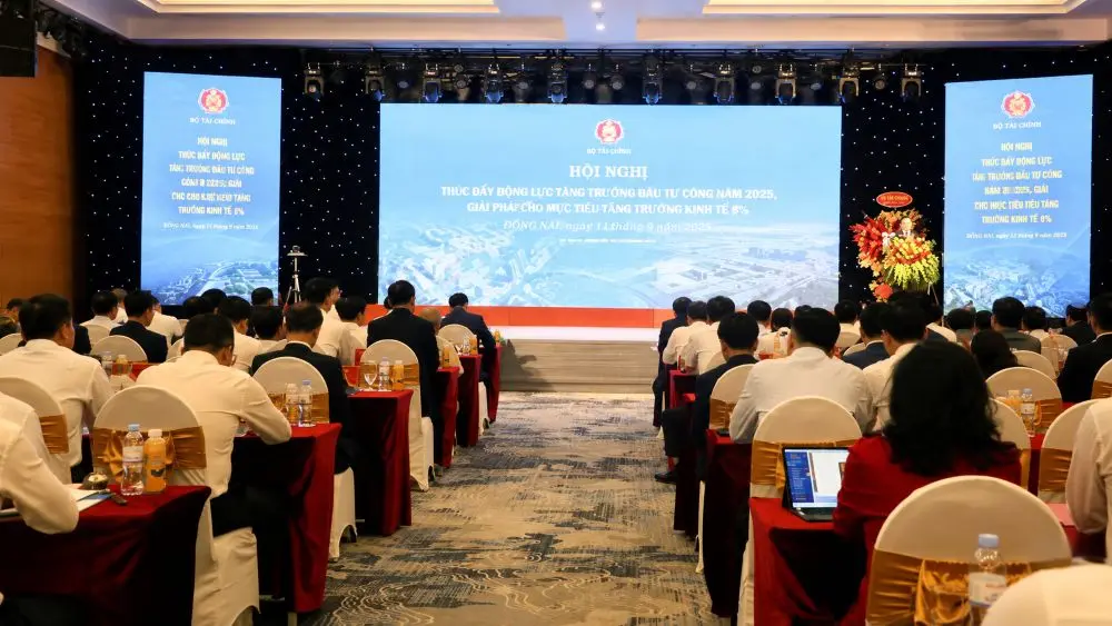 VSIP đồng hành cùng Nghệ An thu hút đầu tư vào công nghiệp thế hệ mới, mở rộng cơ hội phát triển kinh tế và FDI. Xem chi tiết.