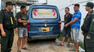 Công an TPHCM kiểm tra xe chở hàng, phát hiện hơn 620kg pháo nổ được ngụy trang, vận chuyển từ Tây Ninh về thành phố.