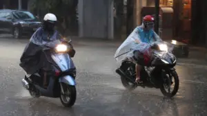 Thời tiết hôm nay 21-8, áp thấp nhiệt đới gây mưa lớn ở miền Bắc, nhiều khu vực trên cả nước có mưa dông, cần đề phòng thời tiết nguy hiểm.