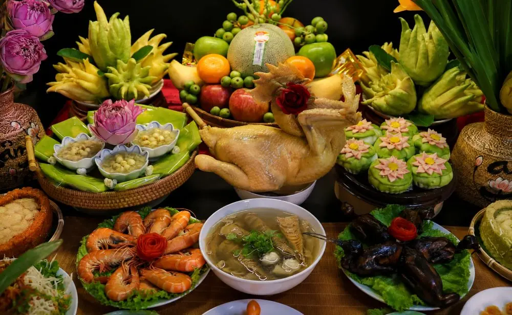 Mâm cúng cô hồn tháng 7 âm lịch cần chuẩn bị gì? Gợi ý lễ vật và cách bày mâm cúng tươm tất, phù hợp hoàn cảnh gia đình.