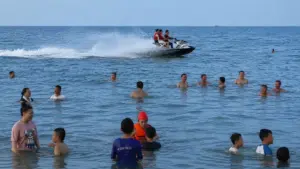 Ba doanh nghiệp mô tô nước ở Cửa Lò bị phạt tổng 90 triệu đồng và đình chỉ hoạt động 3 tháng do tái phạm vi phạm khu vực hoạt động.