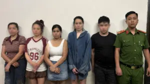 Phát hiện ma túy khi kiểm tra nhà nghỉ có hoạt động mại dâm, công an làm rõ các đối tượng liên quan trong vụ việc.