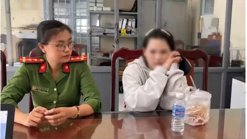 Cô gái 21 tuổi ở Cần Thơ trộm két sắt chứa tài sản khoảng 1,1 tỷ đồng của dì ruột, bán lấy tiền đầu tư tiền ảo rồi bị lừa mất trắng.
