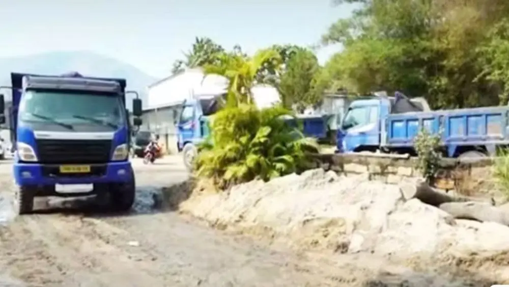 Khánh Hòa phát hiện đường dây khai thác cát trái phép quy mô lớn trên sông Cái, thu lợi bất chính hàng tỷ đồng.