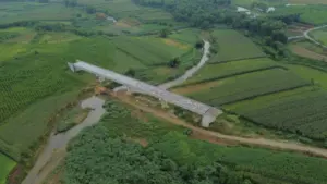 Cầu Mô Vĩnh 80 tỷ đồng đã cơ bản hoàn thành nhưng còn vướng đường dẫn, Nghệ An yêu cầu đẩy nhanh GPMB để sớm hoàn thành dự án.