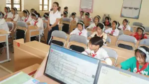 Nghệ An thiếu hơn 7.000 giáo viên so với định mức, ngành giáo dục tìm giải pháp điều động, tăng tiết và hợp đồng.