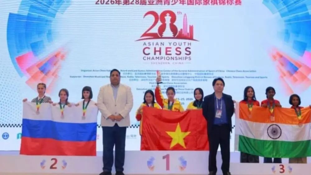 Kỳ thủ nhí Phương Anh, 11 tuổi, ghi dấu ấn với chuỗi thành tích nổi bật từ đấu trường quốc gia đến cờ vua trẻ châu Á.