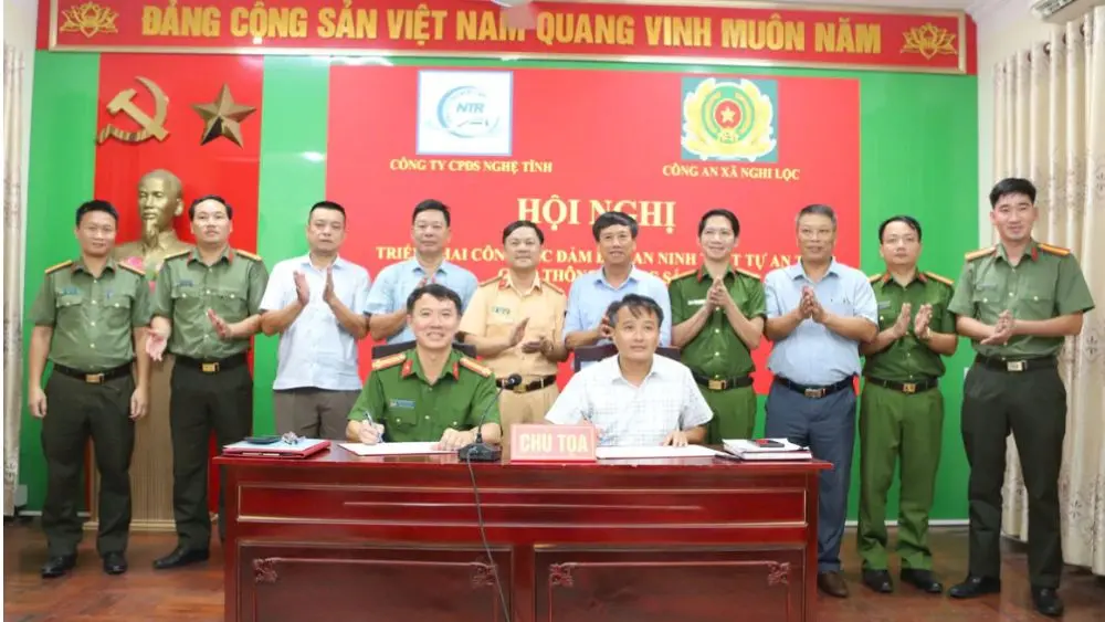 Quy chế phối hợp đường sắt và Công an xã Nghi Lộc tạo cơ chế trực tiếp bảo đảm an ninh, an toàn chạy tàu tại Nghệ An.